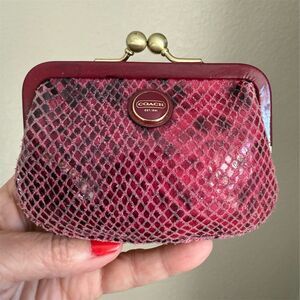 Coach Pink Snakeskin Kisslock Coin Purse Women's Wallet